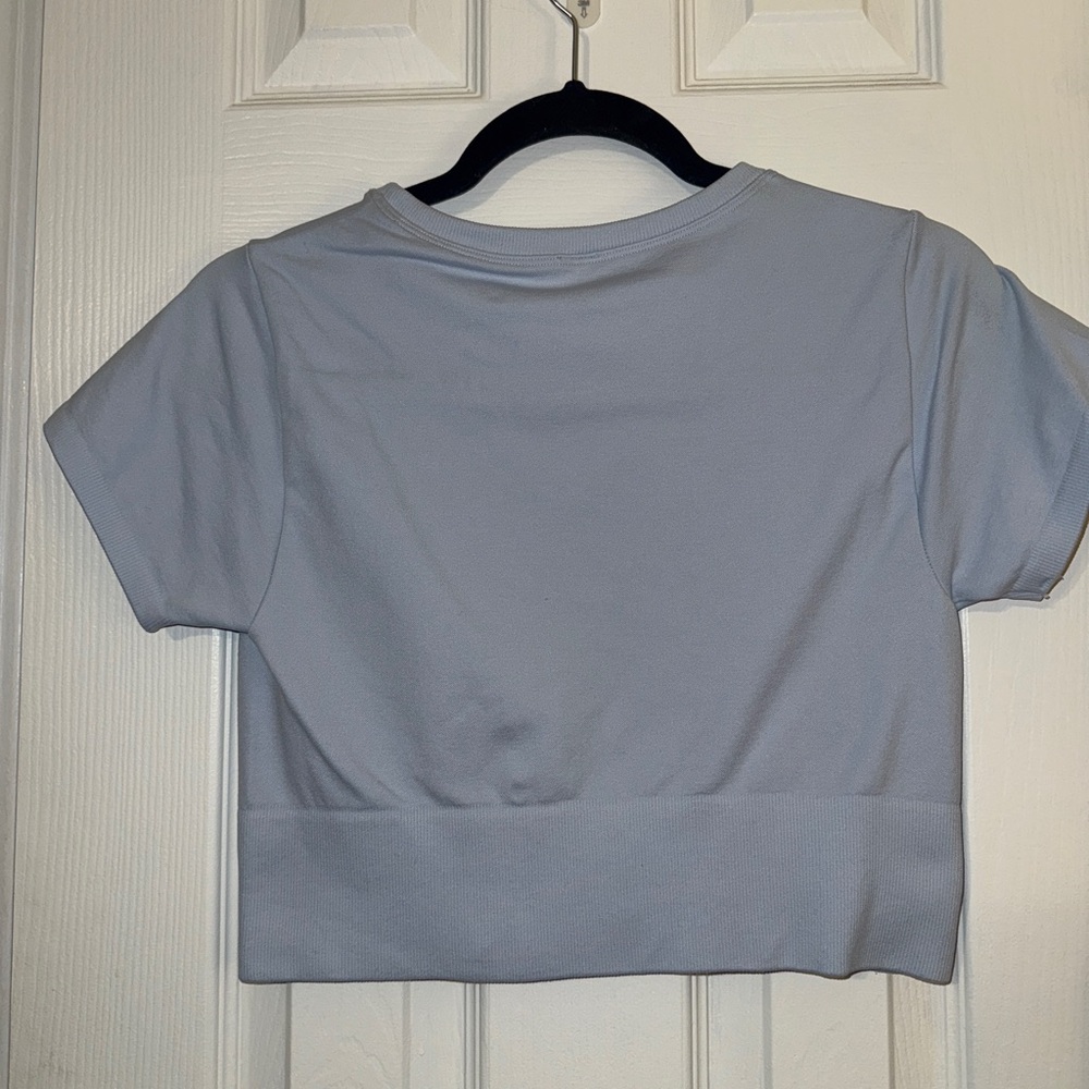 Aerie Women's Light Gray Crop Top - Picture 7 of 8